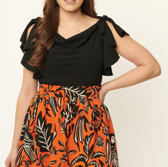 Black Ruffle Top - Picture 4 of 5